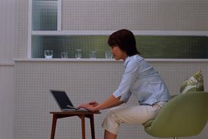 骨格ウェーブ向けコーデを提案する通販